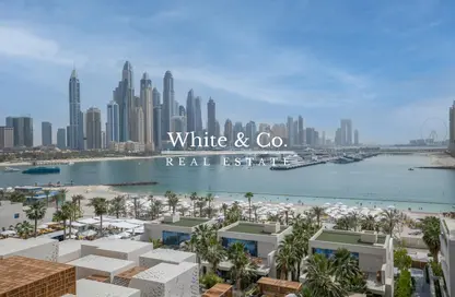 Apartment - 2 Bedrooms - 3 Bathrooms for sale in FIVE Palm Jumeirah - Palm Jumeirah - Dubai