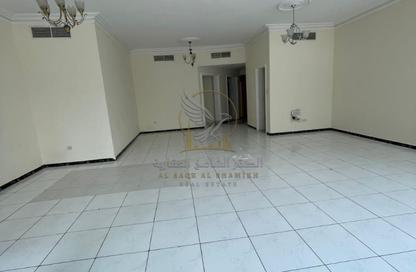 Apartment - 3 - 3 for rent in Dar Al Majaz - Jamal Abdul Nasser Street - Al Majaz - Sharjah Apartment - 3 - 3 for rent in Dar Al Majaz - Jamal Abdul Nasser Street - Al Majaz - Sharjah