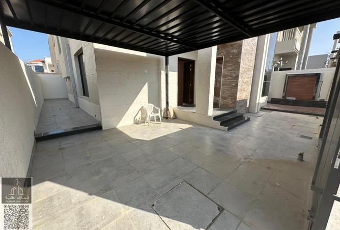 56548263 - Property Image 3