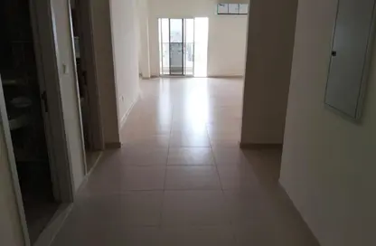 شقة - 3 غرف نوم - 3 حمامات للايجار في مبني الوحدة - المجاز 2 - المجاز - الشارقة