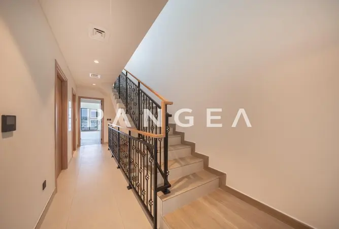 166521801 - Property Image 2
