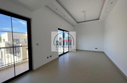 Villa - 5 Bedrooms - 7 Bathrooms for rent in Nad Al Sheba Villas - Nad Al Sheba 3 - Nad Al Sheba - Dubai Villa - 5 Bedrooms - 7 Bathrooms for rent in Nad Al Sheba Villas - Nad Al Sheba 3 - Nad Al Sheba - Dubai