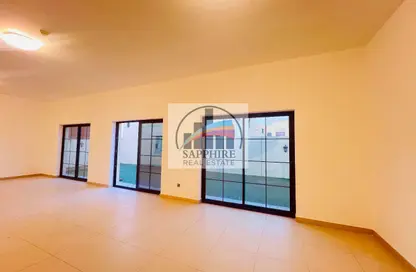 Villa - 5 Bedrooms - 7 Bathrooms for rent in Nad Al Sheba Villas - Nad Al Sheba 3 - Nad Al Sheba - Dubai Villa - 5 Bedrooms - 7 Bathrooms for rent in Nad Al Sheba Villas - Nad Al Sheba 3 - Nad Al Sheba - Dubai