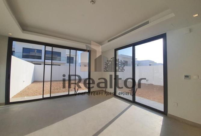 71903656 - صورة العقار 2