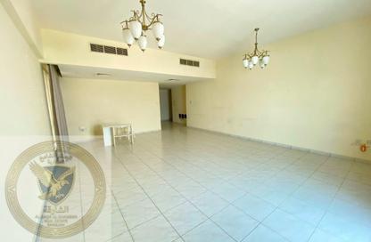 Apartment - 3 Bedrooms - 4 Bathrooms for rent in New Al Taawun Road - Al Taawun - Sharjah