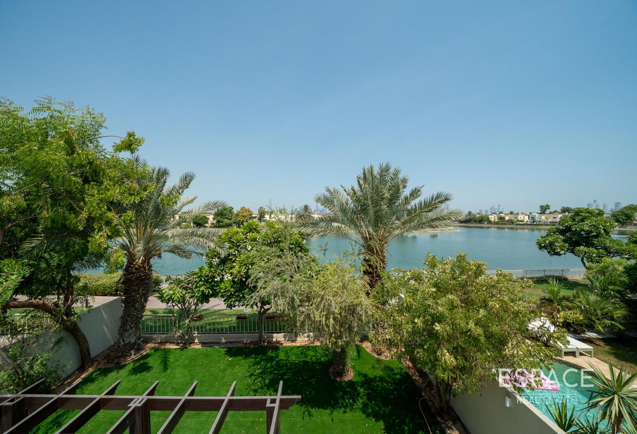 Fully Upgraded | Lake View | Extended photo 17