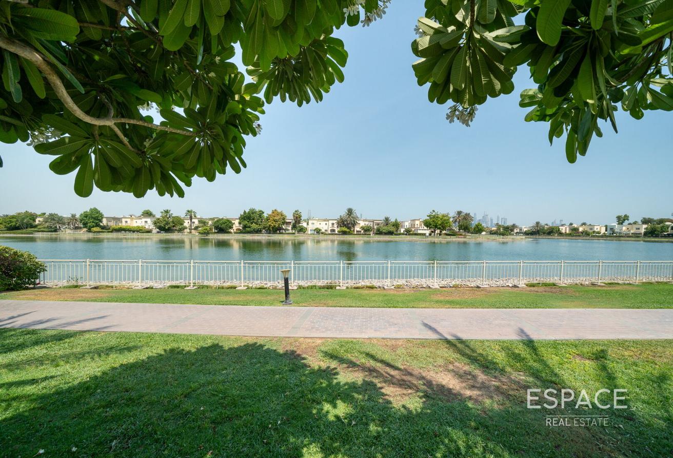 Fully Upgraded | Lake View | Extended photo 19