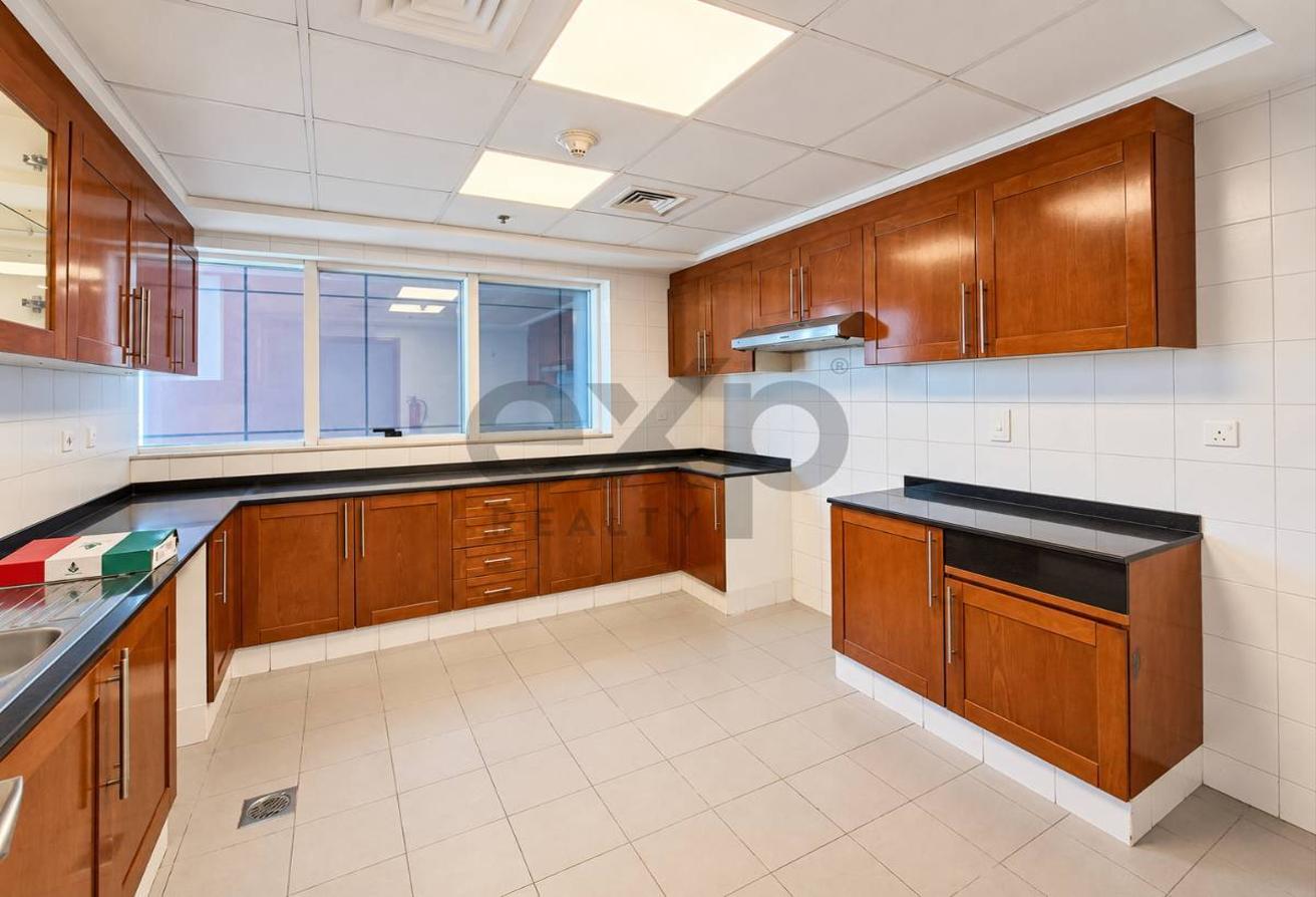 Spacious Living | Prime Location | Great Amenities photo 7