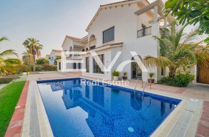 Villa - 6 Bedrooms - 7 Bathrooms for rent in Signature Villas Frond E - Signature Villas - Palm Jumeirah - Dubai