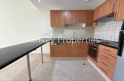 شقة - غرفة نوم - 2 حمامات للايجار في مبنى منخول - منخول - بر دبي - دبي