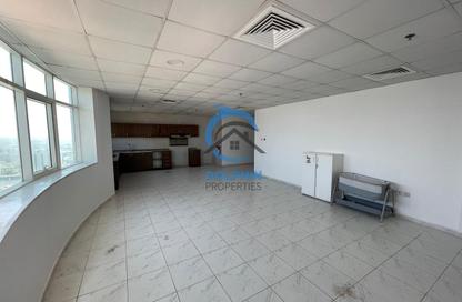 Apartment - 1 - 1 for rent in RAK Tower - Al Seer - Ras Al Khaimah