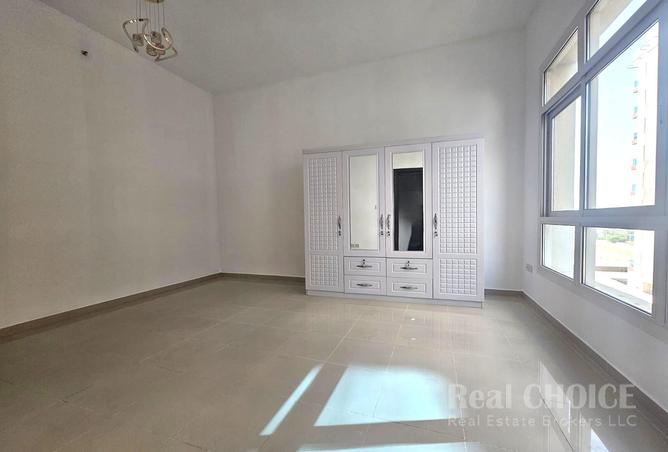 106835379 - Property Image 3
