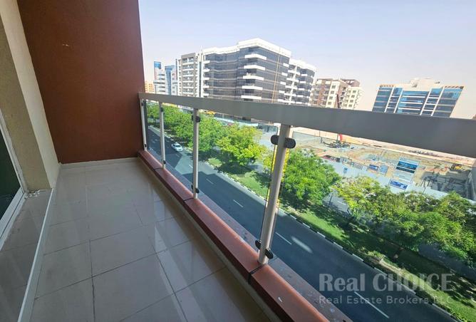 106835379 - Property Image 2