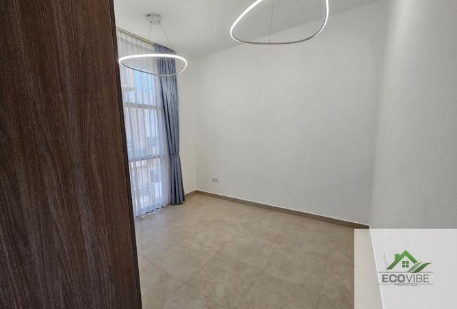 120186127 - Property Image 3