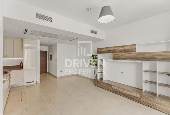 77800231 - Property Image 3