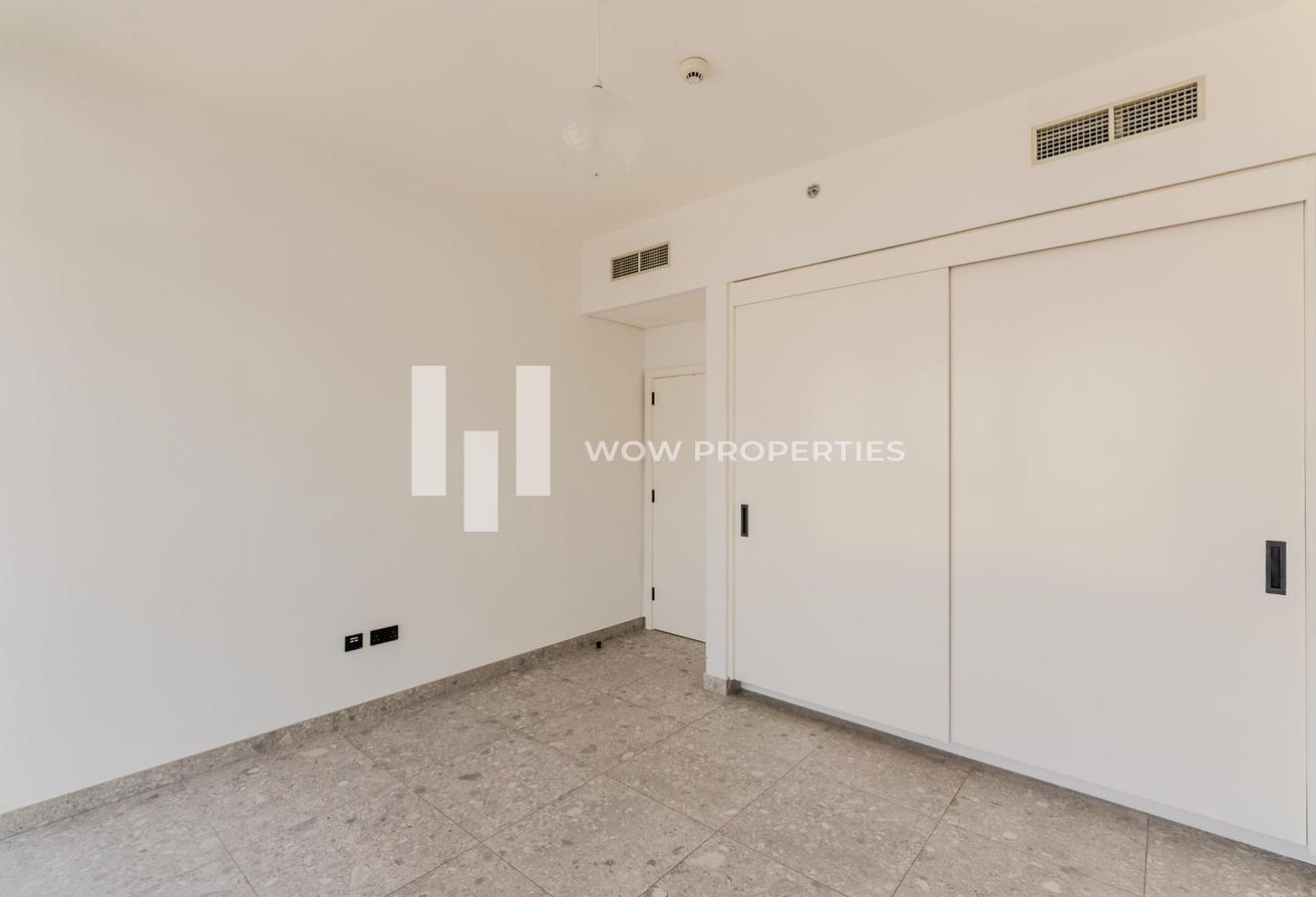 Corner Unit | High Floor | Unfurnished | Vacant photo 17