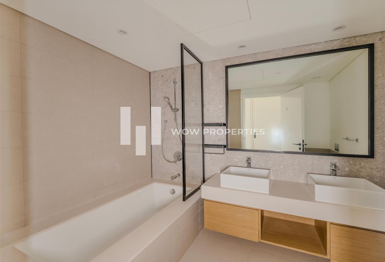 Corner Unit | High Floor | Unfurnished | Vacant photo 26