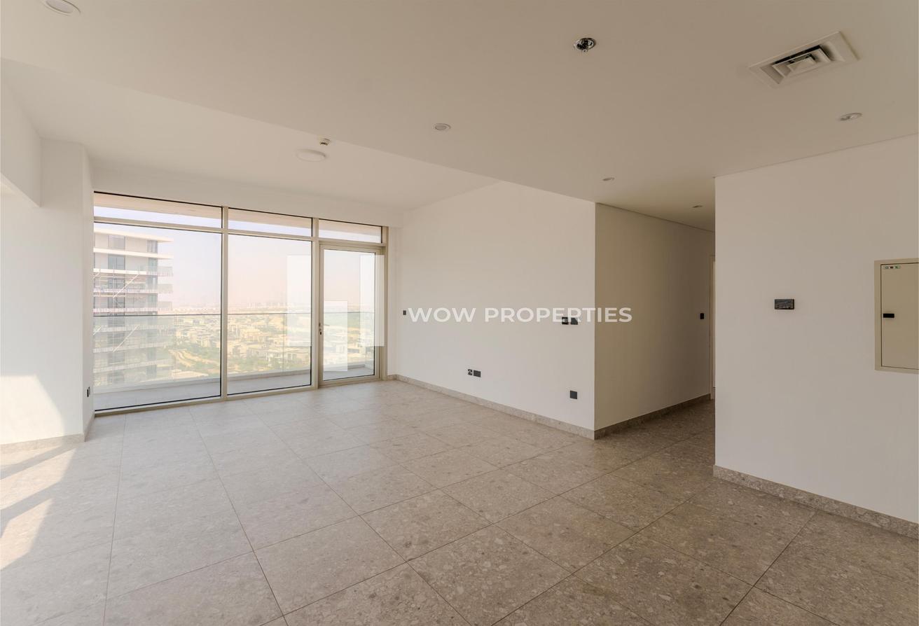 Corner Unit | High Floor | Unfurnished | Vacant photo 9
