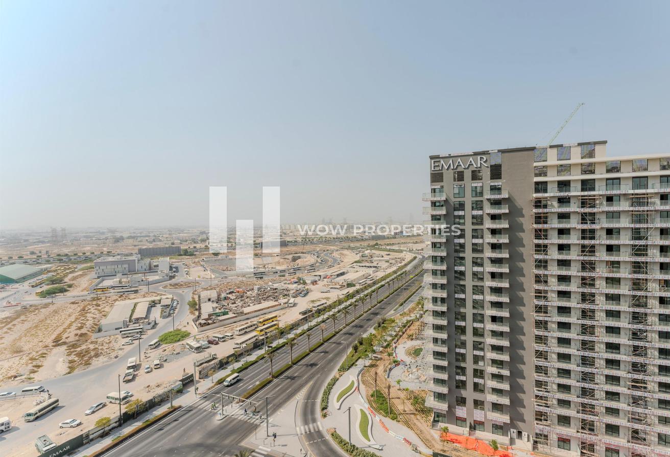 Corner Unit | High Floor | Unfurnished | Vacant photo 12