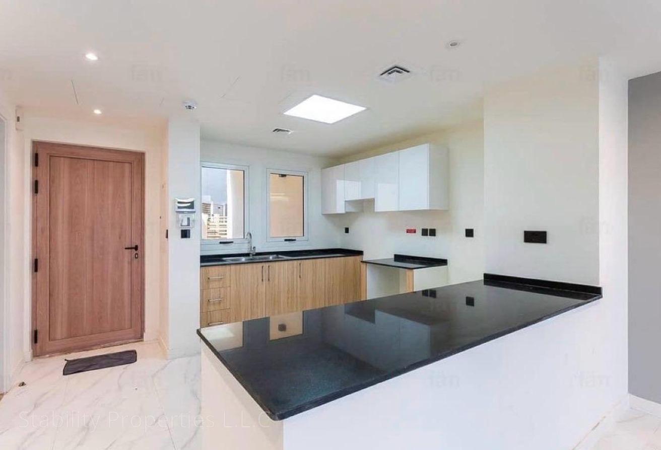 READY TO MOVE~SPACIOUS VILLA~WELL MAINTAINED photo 8