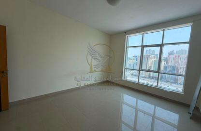 Apartment - 3 Bedrooms - 4 Bathrooms for rent in Al Khan Corniche - Al Khan - Sharjah