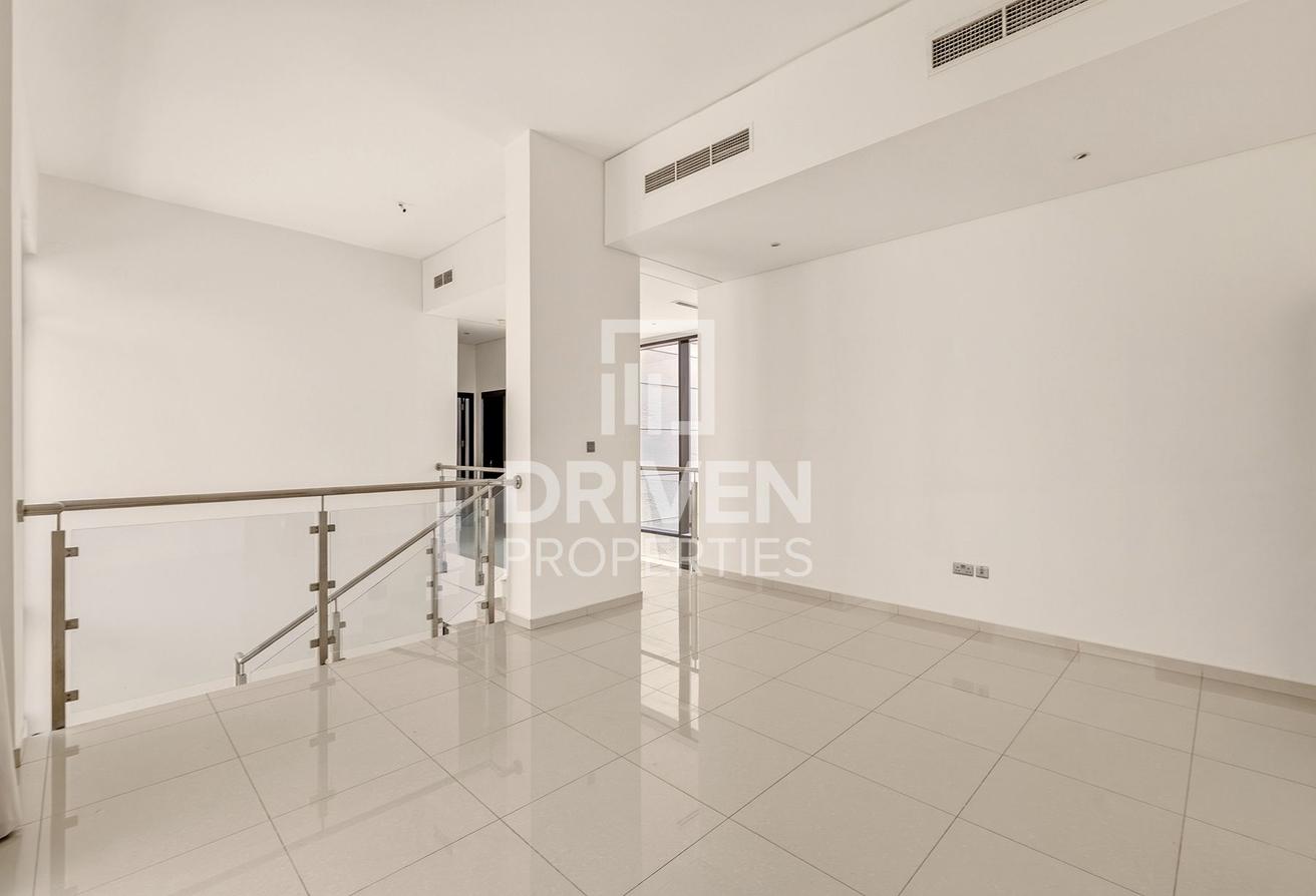 Standalone Villa | Ready to Move in | Golf View photo 9
