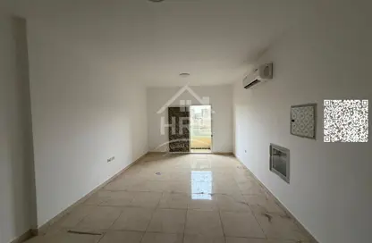 شقة - غرفة نوم - 1 حمام للايجار في مبنى الميناء - 2  الروضة - الروضة - عجمان