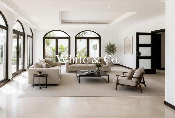 98260318 - Property Image 3