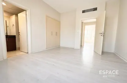 Villa - 2 Bedrooms - 3 Bathrooms for rent in Springs 1 - The Springs - Dubai Villa - 2 Bedrooms - 3 Bathrooms for rent in Springs 1 - The Springs - Dubai
