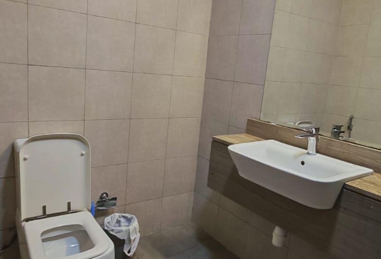SPACIOUS UNIT-CHILLER FREE-FULLY FURNISHED photo 15