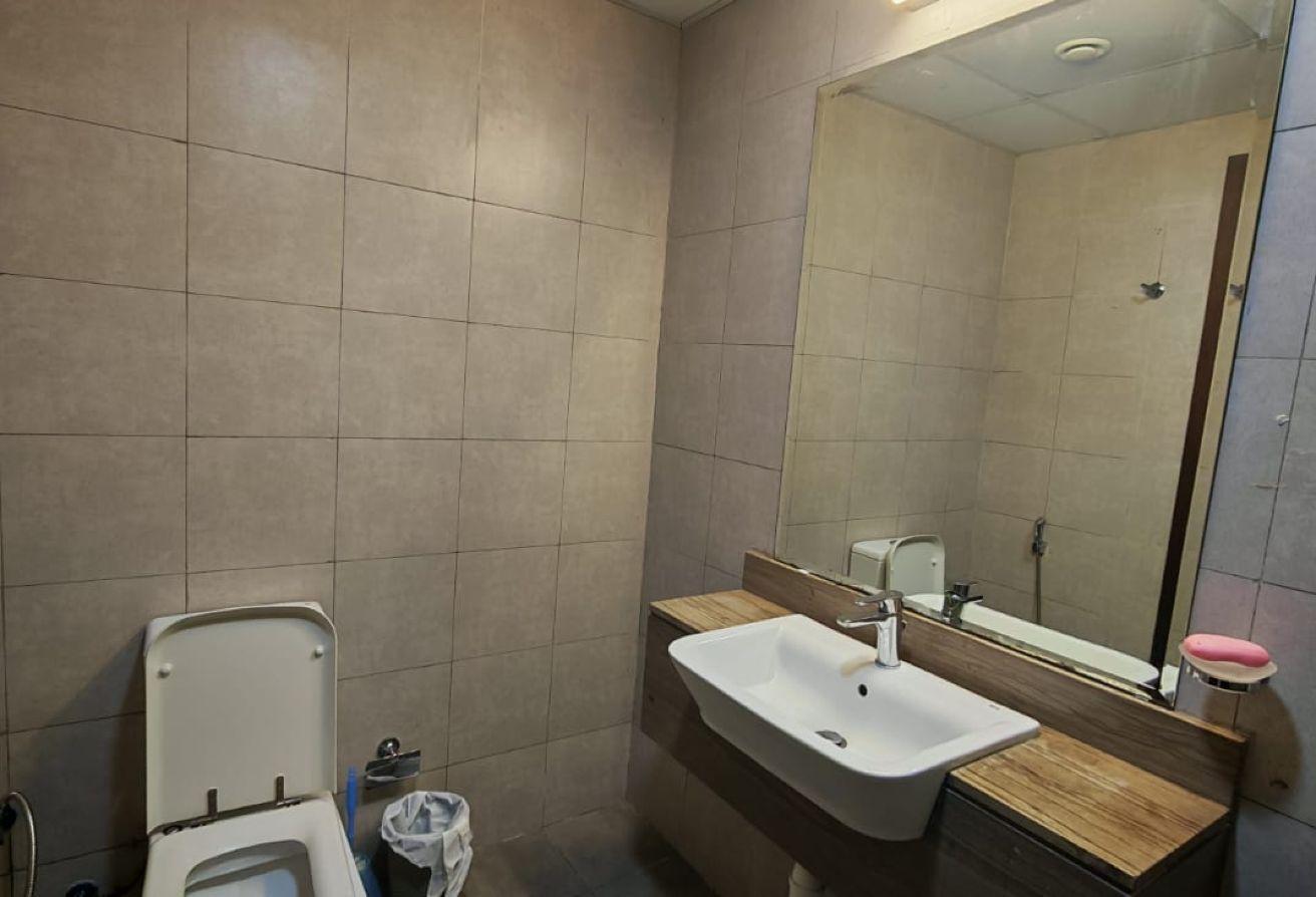 SPACIOUS UNIT-CHILLER FREE-FULLY FURNISHED photo 14