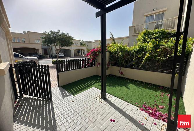 74229958 - Property Image 2