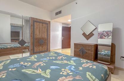 Apartment - 3 Bedrooms - 3 Bathrooms for rent in Beach Tower 1 - Al Khan Lagoon - Al Khan - Sharjah