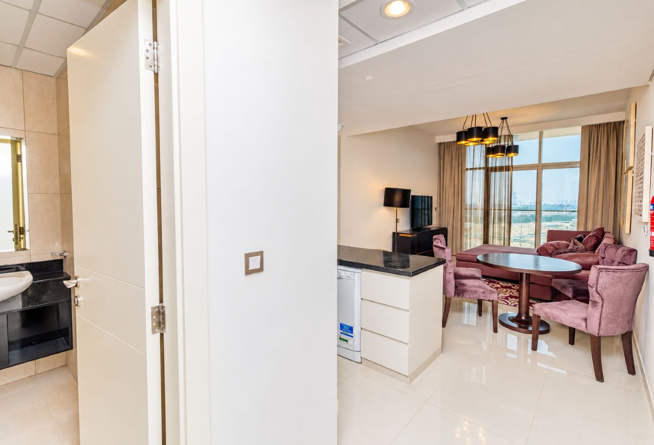 2 bedroom apartment in Ghalia Tower, Jumeirah Village Circle: 6