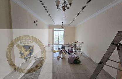 Apartment - 2 Bedrooms - 2 Bathrooms for rent in Al Qulaya'ah - Al Sharq - Sharjah