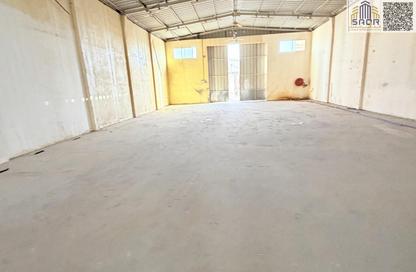 Warehouse - Studio for rent in Umm Dir - Umm Al Quwain