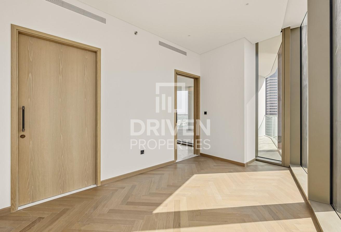 Full Canal View | High Floor | Spacious Terrace photo 9