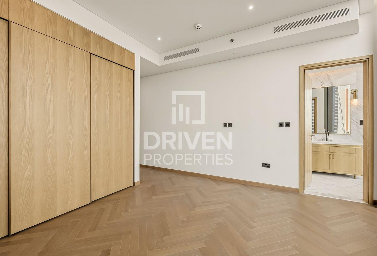 Full Canal View | High Floor | Spacious Terrace photo 17