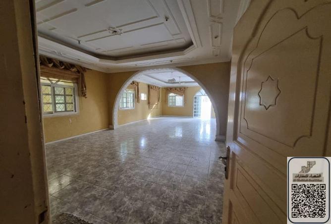 71520095 - Property Image 2