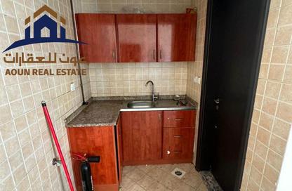 Apartment - Studio - 1 Bathroom for rent in Thuraya Al Majaz Building - Al Majaz 3 - Al Majaz - Sharjah Apartment - Studio - 1 Bathroom for rent in Thuraya Al Majaz Building - Al Majaz 3 - Al Majaz - Sharjah