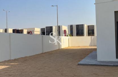 Villa - 4 - 5 for rent in Fay Al Reeman II - Al Shamkha - Abu Dhabi
