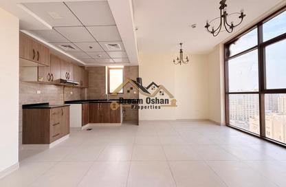 Apartment - 2 - 2 for rent in Rose Building - Al Jaddaf - Dubai