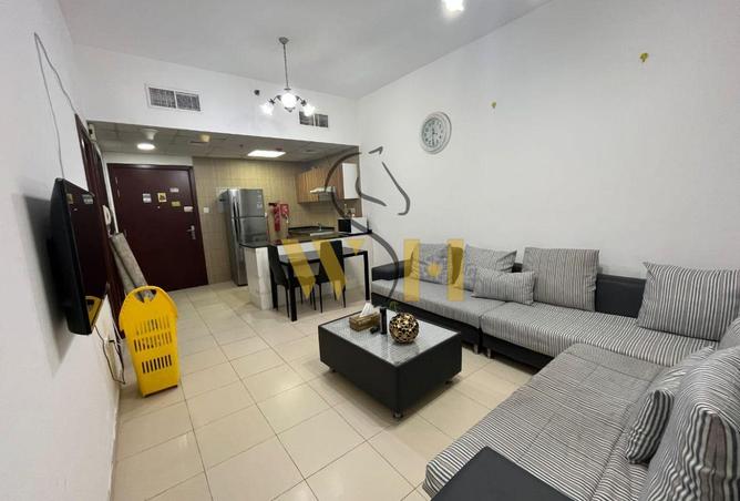 Furnished one-bedroom apartment for rent annually