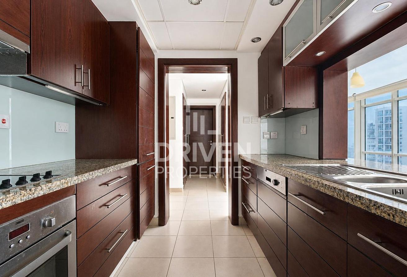 Huge Layout | Community View | Ready to Move in photo 7
