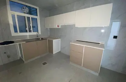 Apartment - 2 Bedrooms - 3 Bathrooms for rent in Al Jurf 2 - Al Jurf - Ajman Downtown - Ajman