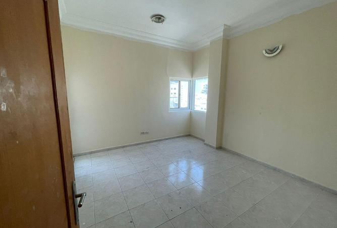 76575235 - Property Image 3