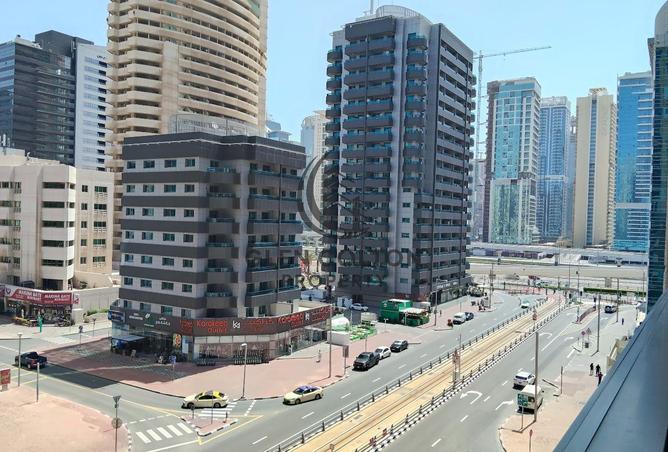 Marina Views | Fully Furnished | Close to Metro