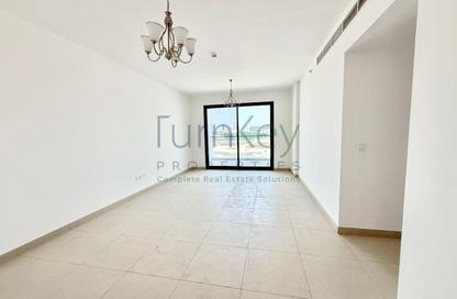 Apartment - 2 - 3 for rent in Dubai Studio City - Dubai