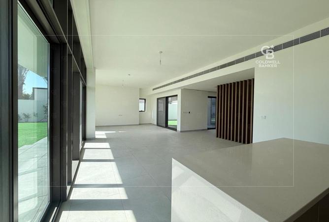 52014151 - Property Image 3