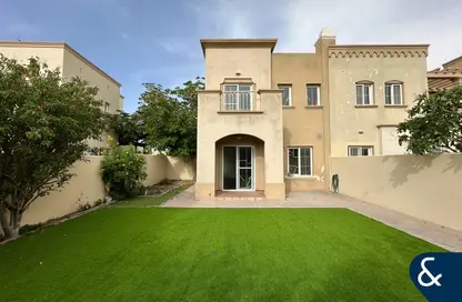 فيلا - 2 غرف نوم - 2 حمامات للايجار في الينابيع 11 - الينابيع - دبي